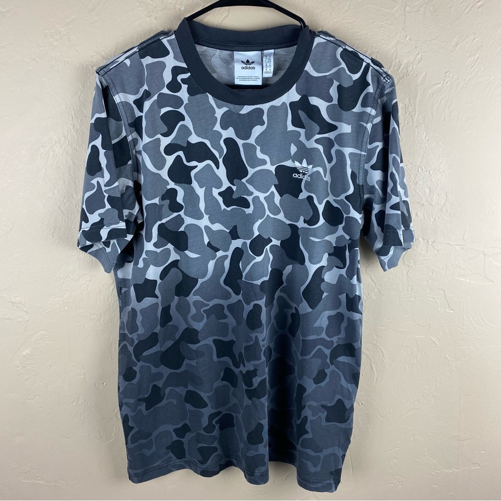 Adidas gray camo T-shirt Top Medium